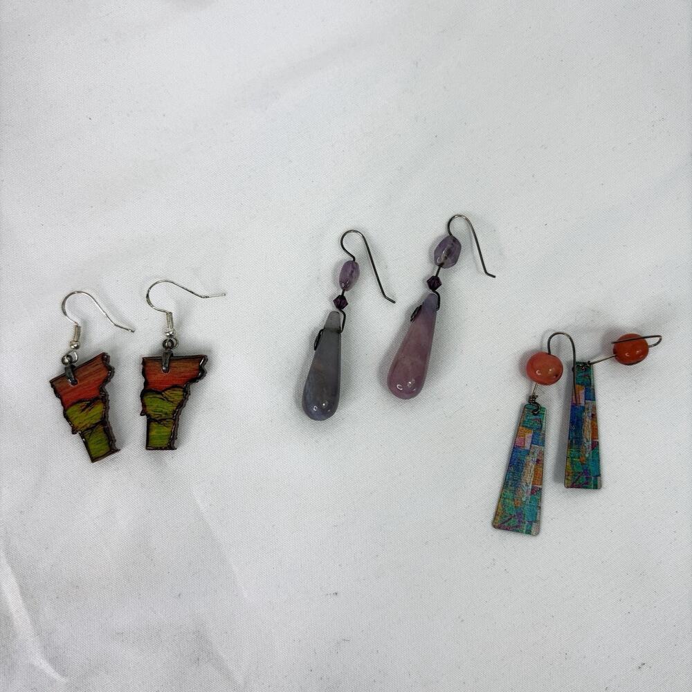 Bundle Of 3 drop Earrings Vermont state, stone and multicolor with seed beads